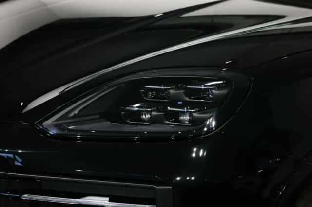 Porsche Cayenne (2026) thumbnail 5
