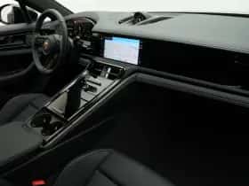 Porsche Panamera (2026) thumbnail 19