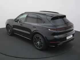 Porsche Cayenne (2024) thumbnail 14