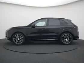 Porsche Cayenne (2024) thumbnail 18