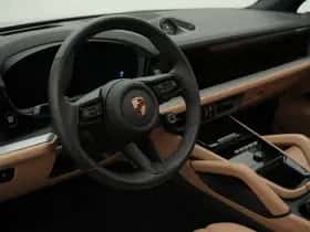 Porsche Cayenne (2024) thumbnail 22