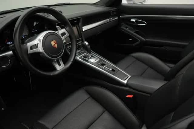 Porsche 911 (2015) thumbnail 5