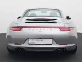 Porsche 911 (2015) thumbnail 9
