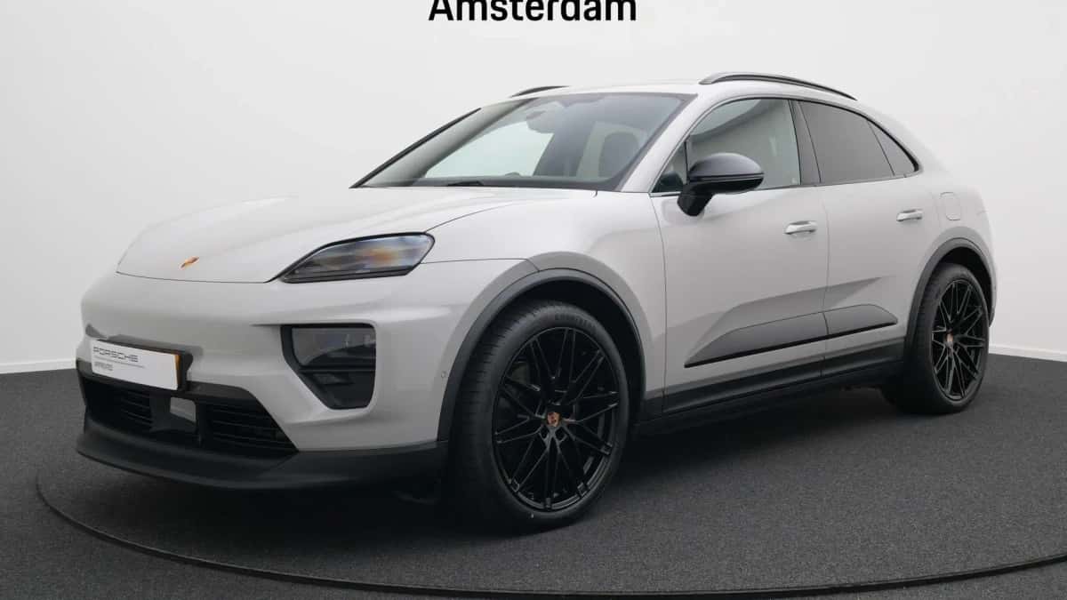 Porsche Macan (2026) — foto 1