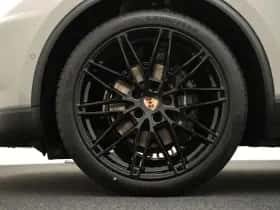 Porsche Macan (2026) thumbnail 11