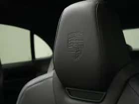 Porsche Macan (2026) thumbnail 23