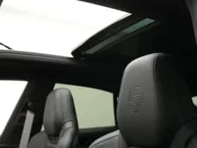 Porsche Macan (2026) thumbnail 24