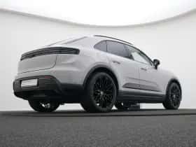 Porsche Macan (2026) thumbnail 26