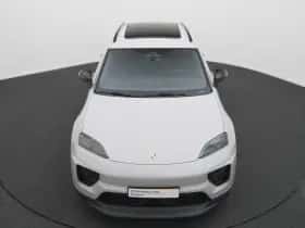 Porsche Macan (2026) thumbnail 30