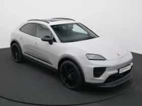 Porsche Macan (2026) thumbnail 4