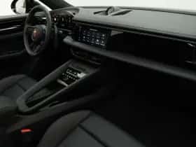 Porsche Macan (2026) thumbnail 34