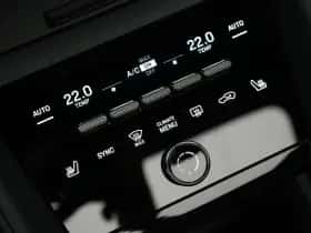 Porsche Macan (2026) thumbnail 39