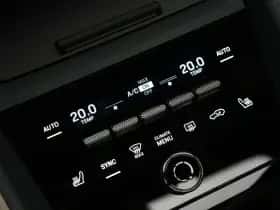 Porsche Macan (2026) thumbnail 36