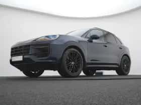 Porsche Cayenne (2023) thumbnail 19