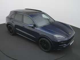 Porsche Cayenne (2023) thumbnail 24