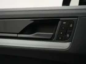 Porsche Cayenne (2023) thumbnail 26