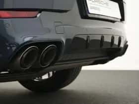 Porsche Cayenne (2023) thumbnail 4