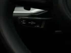 Porsche Cayenne (2023) thumbnail 37