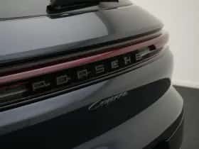 Porsche Cayenne (2023) thumbnail 7