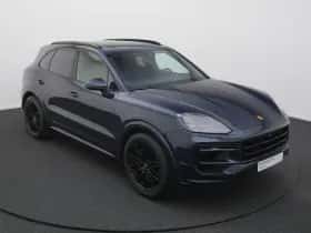 Porsche Cayenne (2023) thumbnail 10