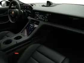 Porsche Taycan (2026) thumbnail 14