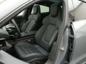 Porsche Taycan (2026) thumbnail 18