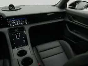 Porsche Taycan (2026) thumbnail 33