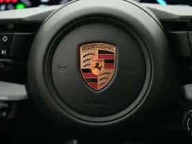 Porsche Taycan (2026) thumbnail 38