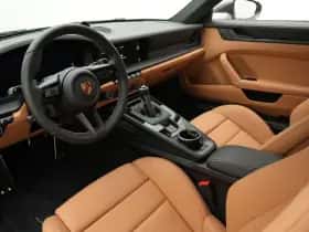 Porsche 911 (2026) thumbnail 9