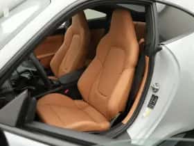 Porsche 911 (2026) thumbnail 10