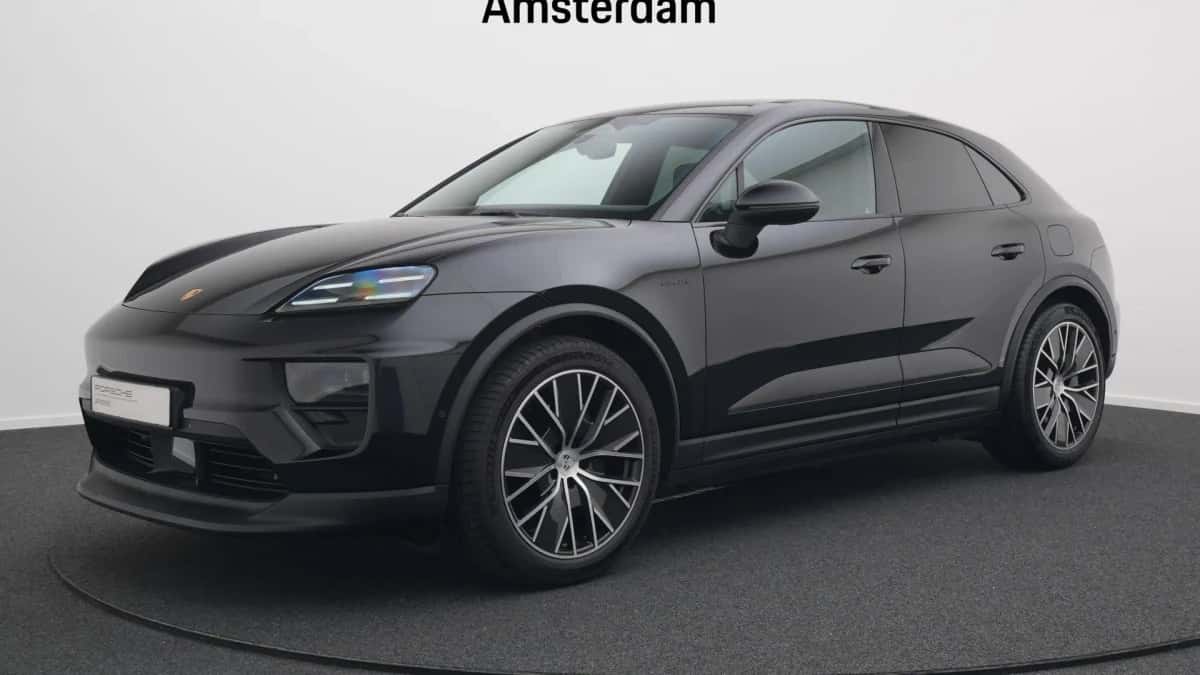 Porsche Macan (2024) — foto 1