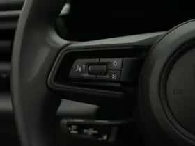 Porsche Macan (2024) thumbnail 21