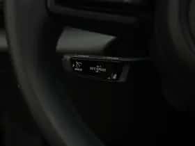 Porsche Macan (2024) thumbnail 22