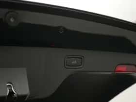 Porsche Macan (2024) thumbnail 36