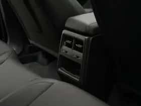 Porsche Macan (2024) thumbnail 40