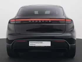Porsche Macan (2024) thumbnail 5