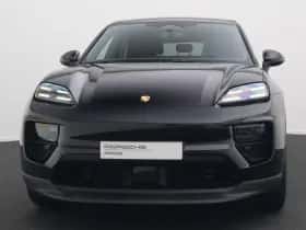 Porsche Macan (2024) thumbnail 6