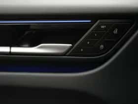 Porsche Macan (2024) thumbnail 9
