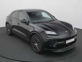 Porsche Macan (2024) thumbnail 10