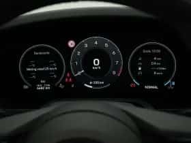 Porsche 911 (2025) thumbnail 35