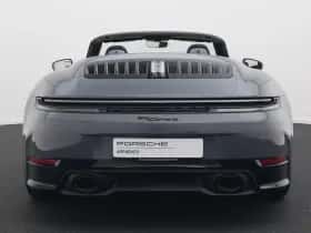 Porsche 911 (2025) thumbnail 9
