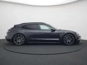 Porsche Taycan (2024) thumbnail 2