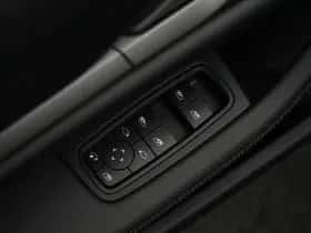 Porsche Taycan (2024) thumbnail 17
