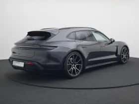 Porsche Taycan (2024) thumbnail 3