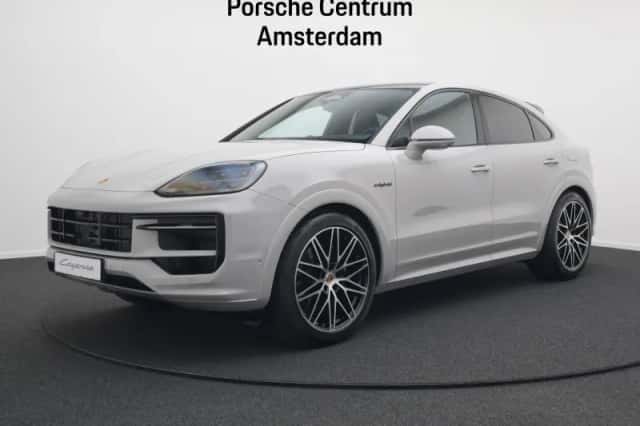 Porsche Cayenne (2026) thumbnail 1