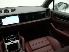 Porsche Cayenne (2026) thumbnail 106
