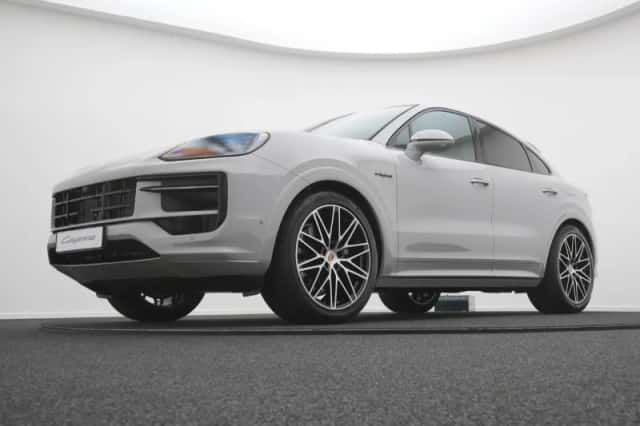 Porsche Cayenne (2026) thumbnail 6