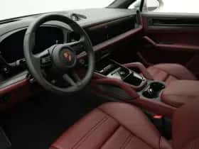 Porsche Cayenne (2026) thumbnail 82