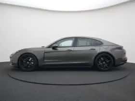 Porsche Panamera (2025) thumbnail 16