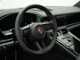 Porsche Panamera (2025) thumbnail 22